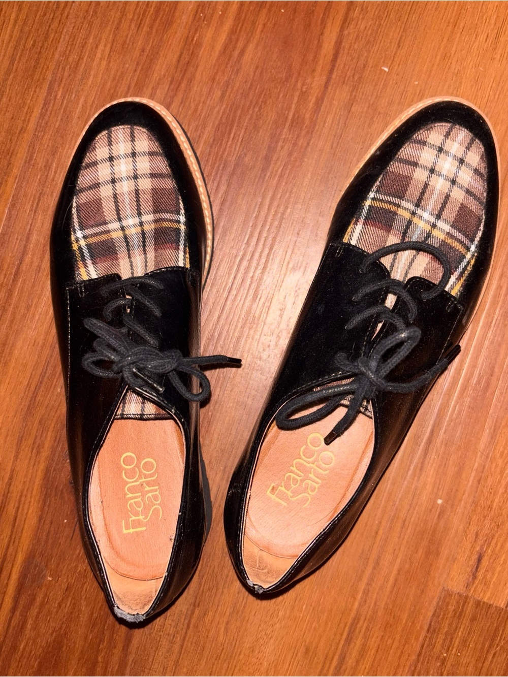 Franco Sarto Black Leather Oxfords with Brown Plaid Inset